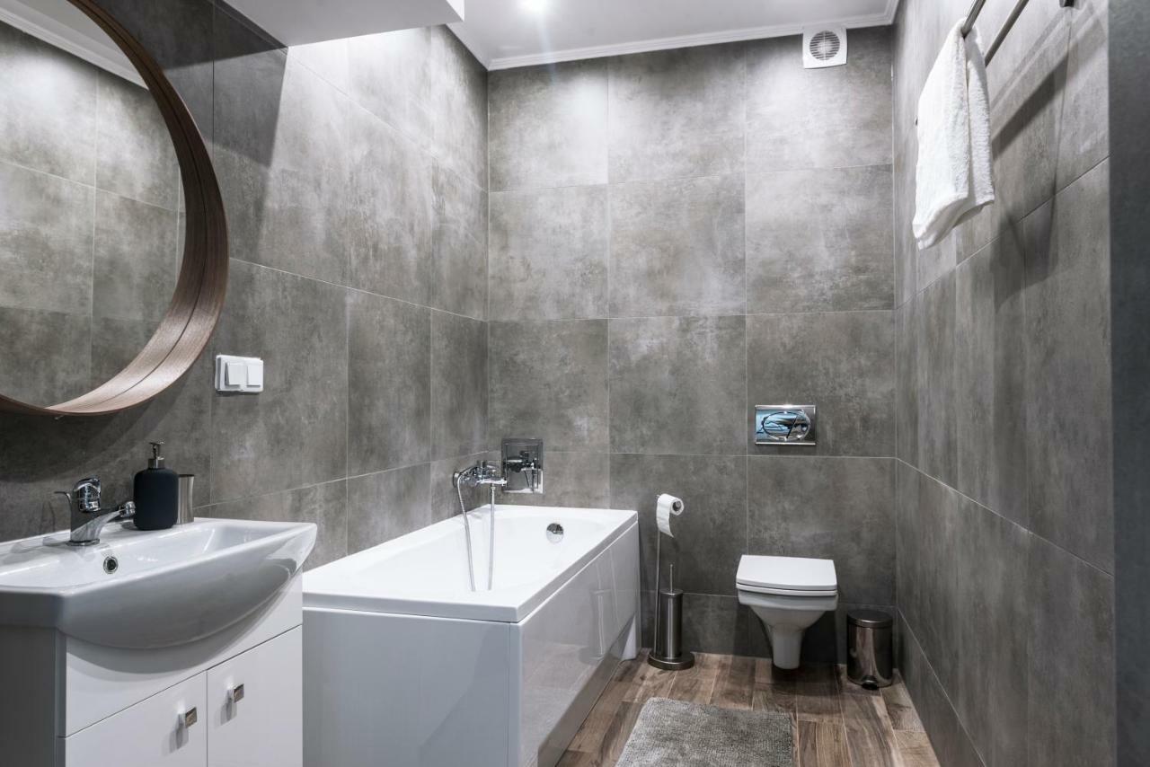 Tomasza 20 Apartment 140M2 Krasków Εξωτερικό φωτογραφία
